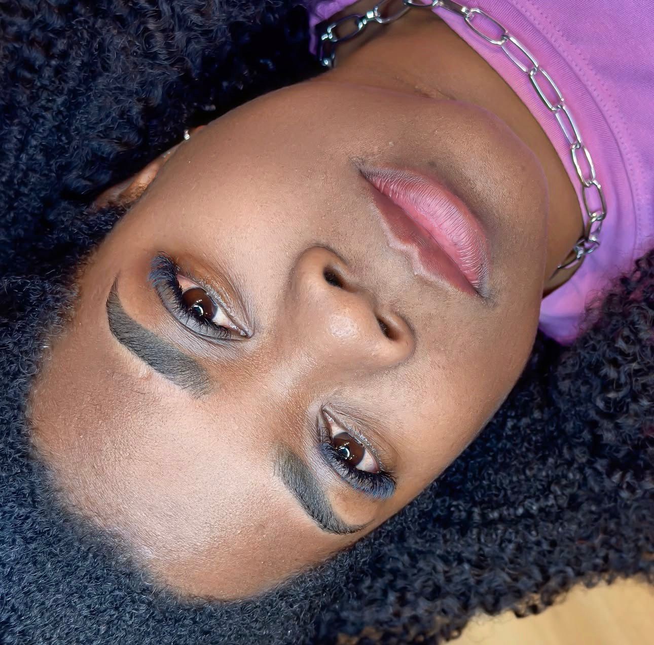 Sobrancelhas Híbrida